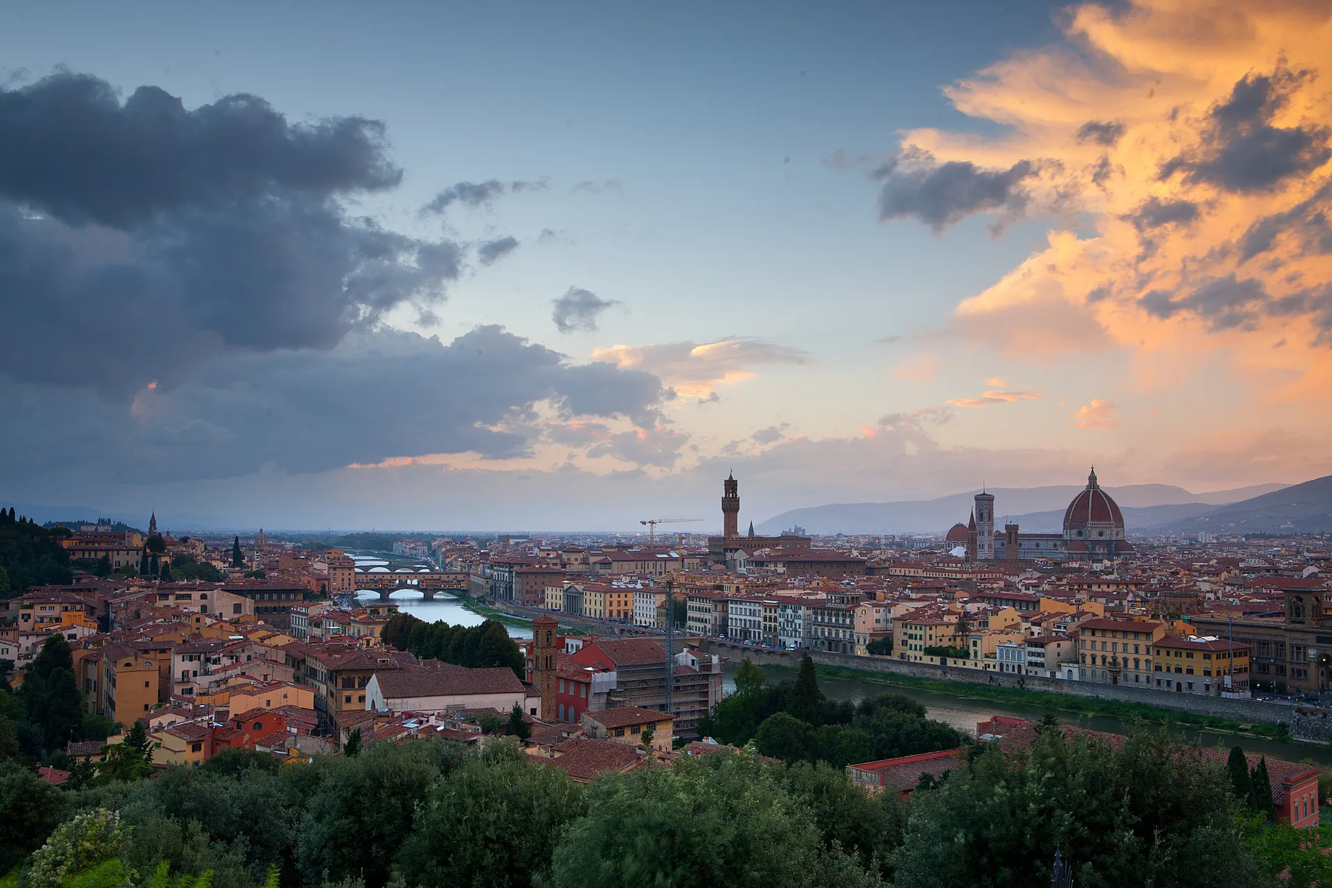 Skyline di Firenze al tramonto dal Piazzale Michelangelo